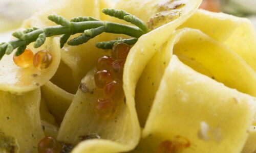 Lange-Nudeln-Tagliatelle